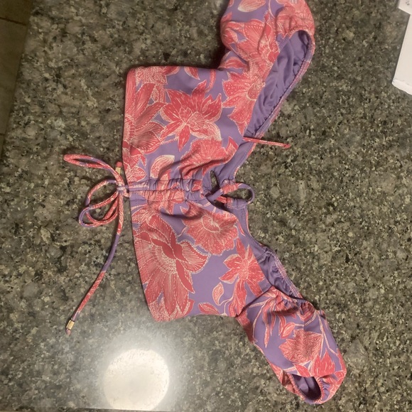 Purple/pink bikini - Picture 4 of 4